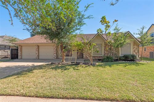 2715 Peach Lane, Pasadena, TX, 77502 | Card Image