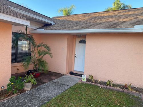 5105 Garden Vale Avenue, Tampa, FL, 33624 | Card Image