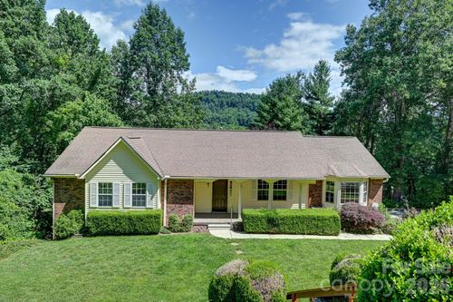 31 Surrey Run, Asheville, NC, 28803-8500 | Card Image