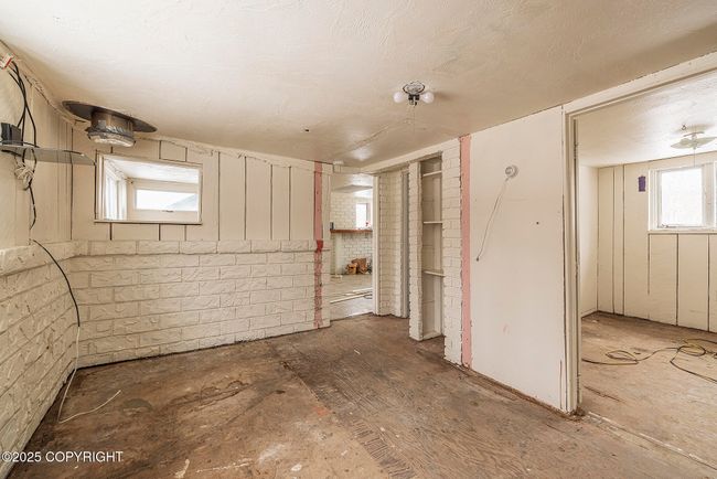 007_2025.02.19 . 24330 Sunnyside Dr | Image 7