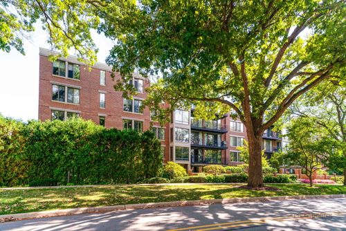 apt-302-1633 2nd St, Highland Park, IL, 60035-5719 | Card Image