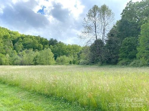 99999 Brevard Rd, Hendersonville, NC, 28739 | Card Image