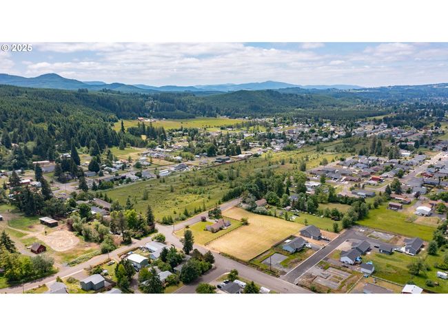 4901 Highway 20, Home with 0 bedrooms, 0 bathrooms and null parking in Sweet Home OR | Image 25