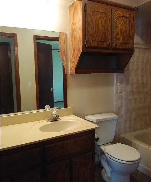 4107 Heritage Place Dr, Norman, OK, 73072-4542 | Card Image