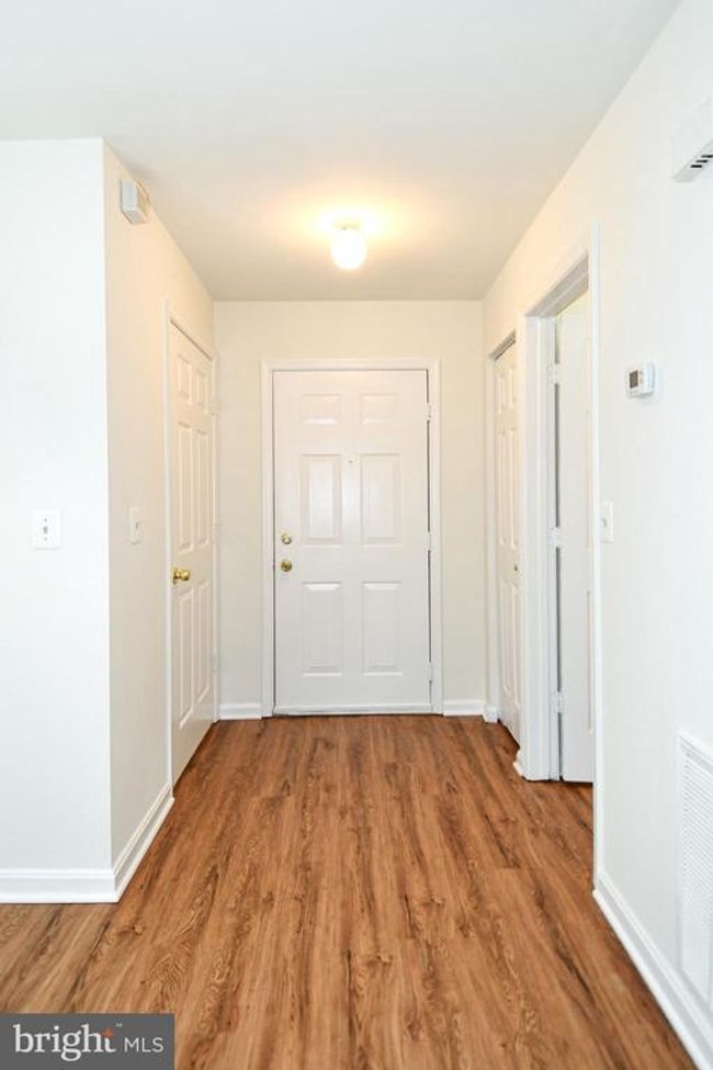 APT-103 - 1031 Gardenview Loop, Condo with 2 bedrooms, 2 bathrooms and null parking in WOODBRIDGE VA | Image 16