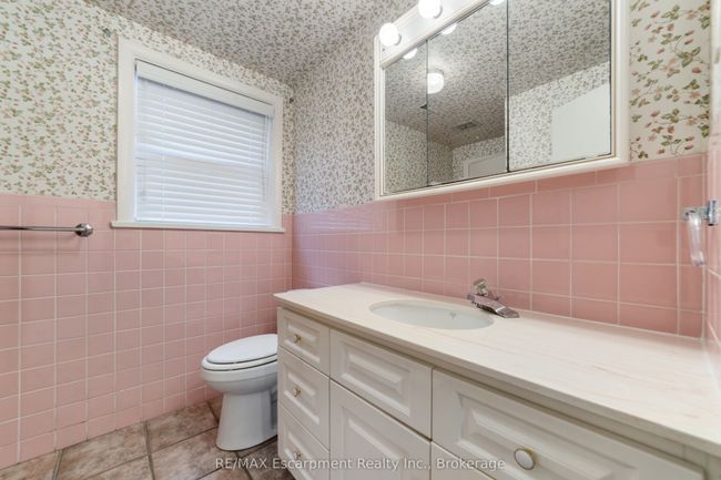 305 Woodworth Dr, House other with 4 bedrooms, 2 bathrooms and 4 parking in Ancaster ON | Image 11