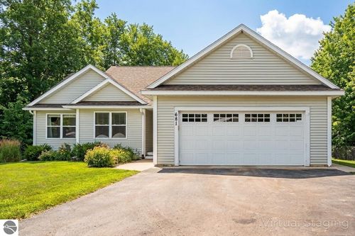 681 Becca Ln, Traverse City, MI, 49685-7095 | Card Image