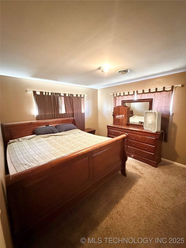 1712 Louise Dr, House other with 2 bedrooms, 2 bathrooms and null parking in McAlester OK | Image 9