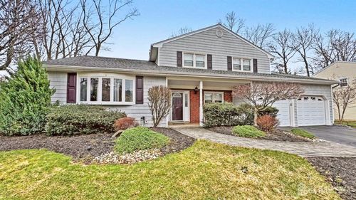 19 Norton St, Edison, NJ, 08820-2038 | Card Image
