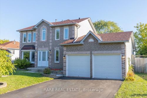79 Cecil St, Angus, ON, L3W0K6 | Card Image