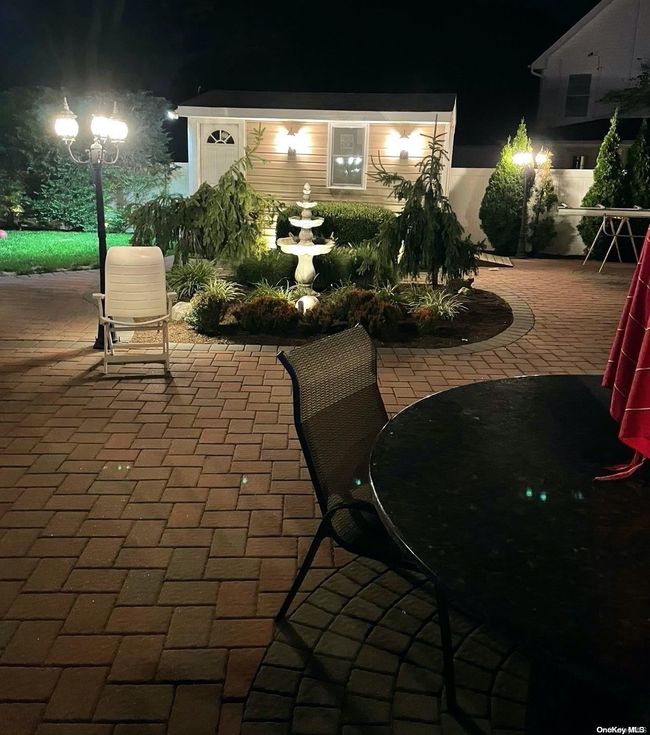 9 Wakefield Ct, House other with 5 bedrooms, 4 bathrooms and null parking in Deer Park NY | Image 8
