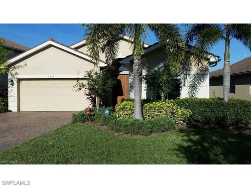 1560 Birdie Dr, NAPLES, FL, 34120-0535 | Card Image