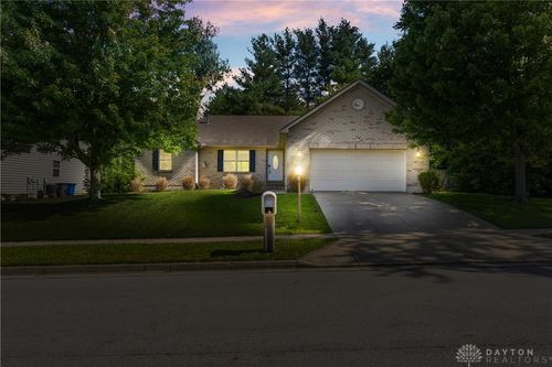 3955 Berrywood Dr, Dayton, OH, 45424-4883 | Card Image