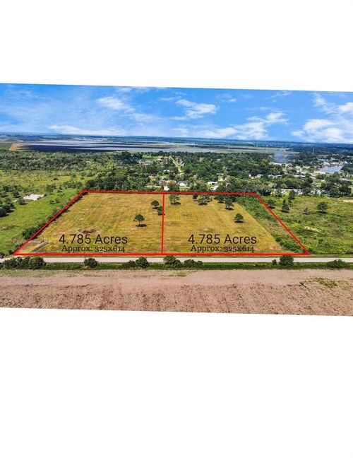 000 Main St, Liverpool, TX, 77577 | Card Image