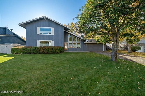 2084 Arlington Dr N, Anchorage, AK, 99517-1367 | Card Image