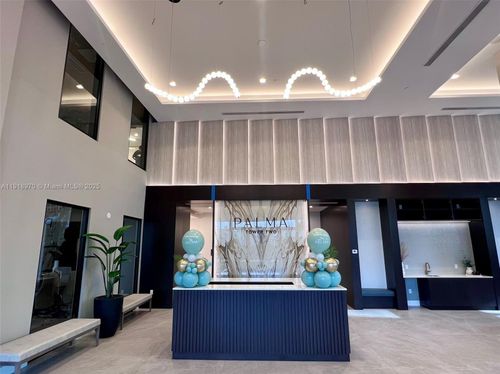 1-0303-5250 Nw 84th Ave, Doral, FL, 33166 | Card Image