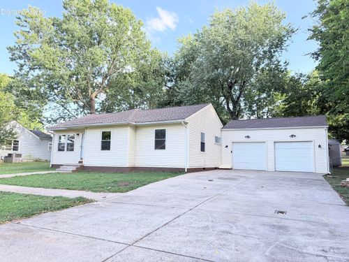 401 Sylvan Ter, Hopkinsville, KY, 42240-4744 | Card Image