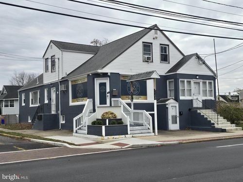 300 W Kings Hwy, MOUNT EPHRAIM, NJ, 08059-1630 | Card Image