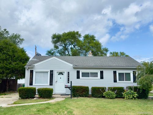 29814 Dover St, Garden City, MI, 48135-3425 | Card Image