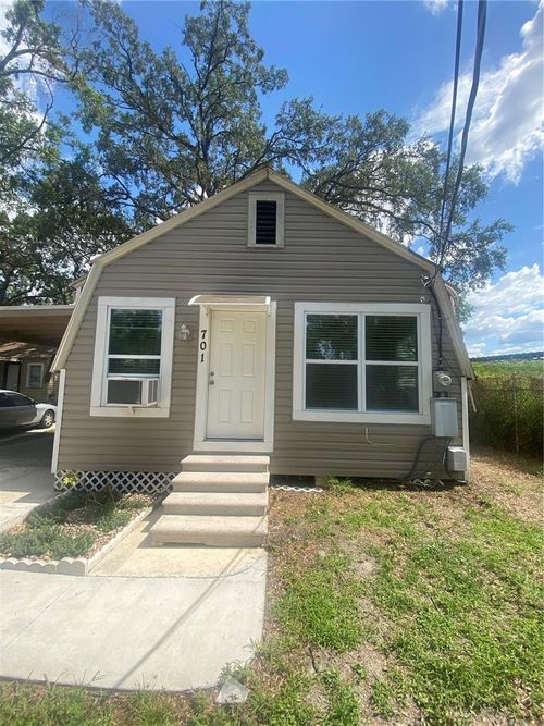701 E Hanlon St, TAMPA, FL, 33604-4207 | Card Image