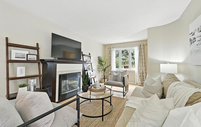 2 Frazer Rd, House other with 3 bedrooms, 2 bathrooms and 4 parking in Ajax ON | Image 4