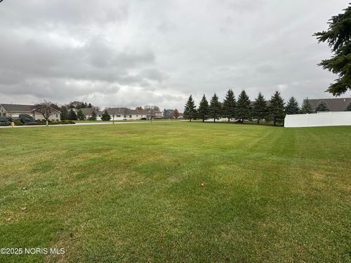 5979 Arapaho Blvd, Walbridge, OH, 43465-9513 | Card Image