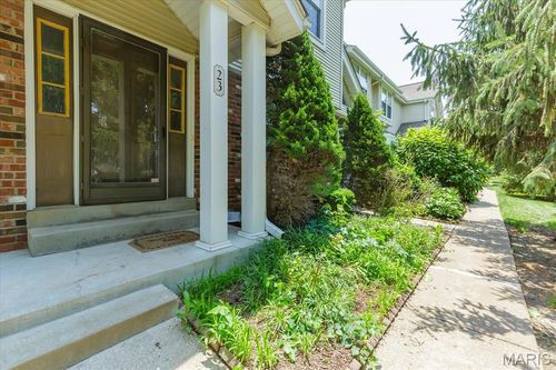 2-23 Trailside Ct, Saint Peters, MO, 63303-5807 | Card Image