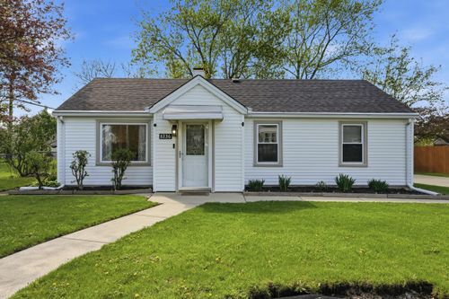 8236 Ellsworth Pl, Merrillville, IN, 46410-2836 | Card Image