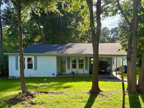 105 N Thomas Rd, White Oak, TX, 75693-1309 | Card Image