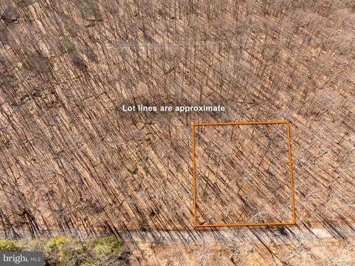 22 Elm Dr, OAKLAND, MD, 21550 | Card Image