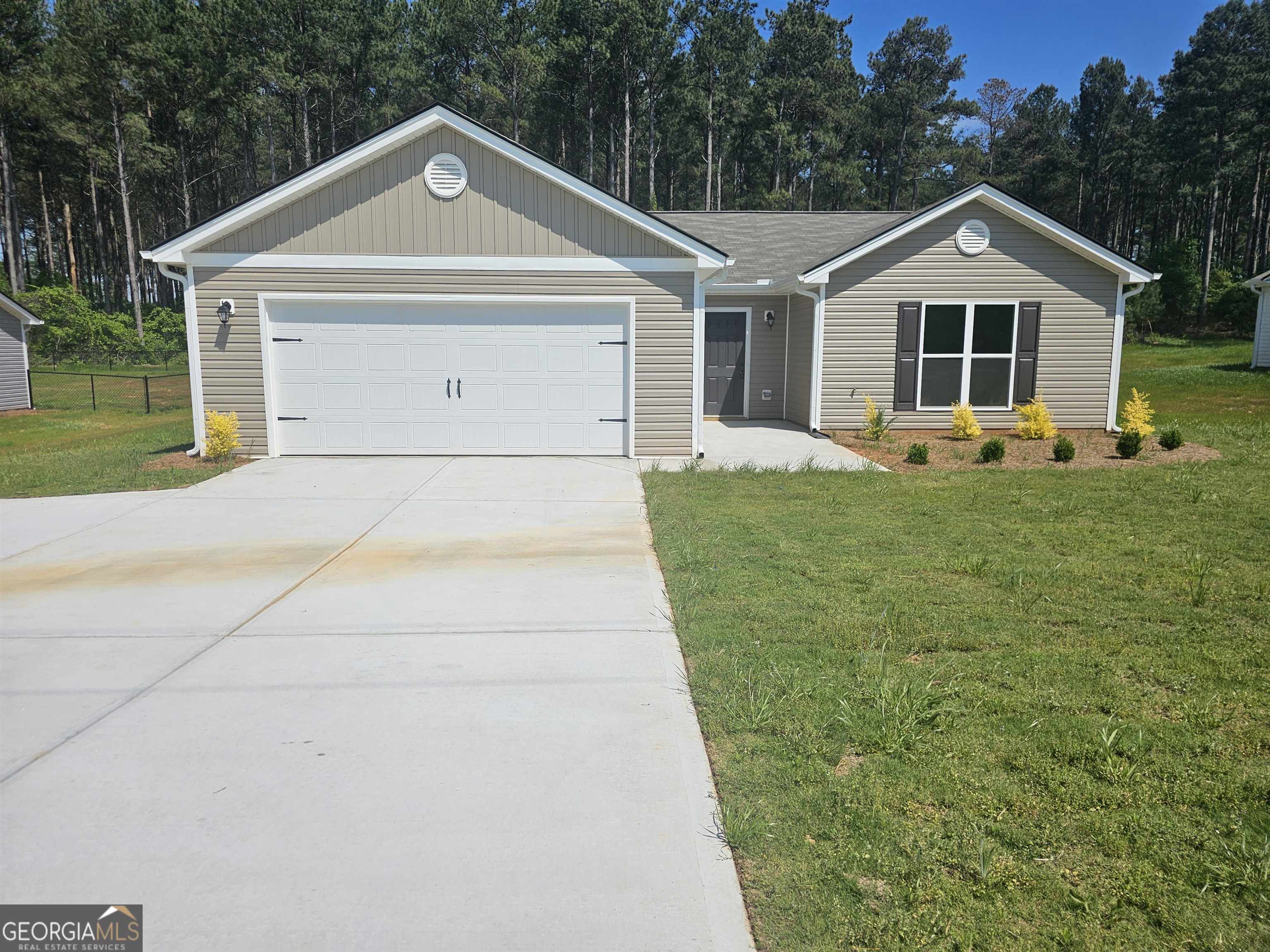 17 394 Walnut Drive, For Sale in Hartwell Zoocasa