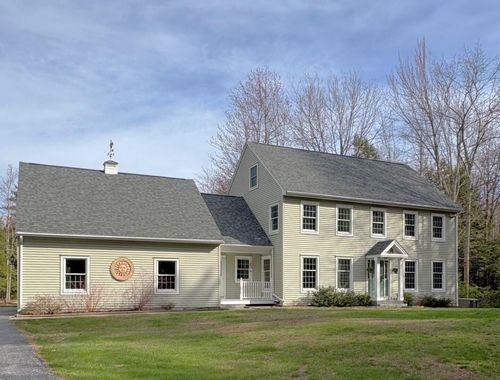 320 Holmes Road, Scarborough, ME, 04074 | Card Image