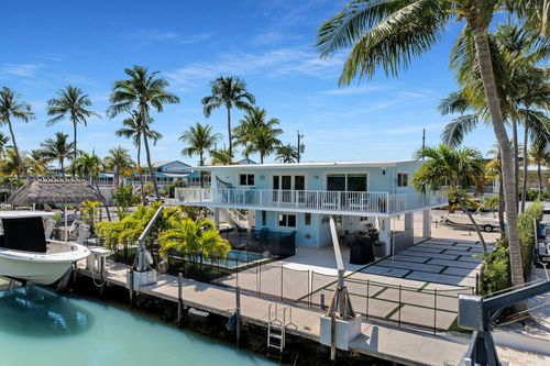 125 Cortez Dr, Islamorada, FL, 33036-3924 | Card Image
