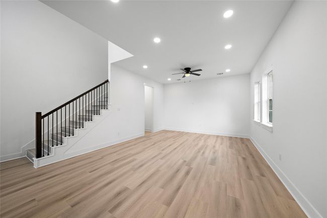 1st Floor: Living Room | Image 20