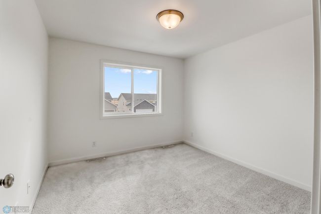 Upstairs Bedroom1_1.JPG | Image 21
