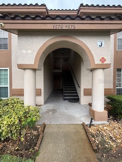 j-4674 Pembrook Pl, Orlando, FL, 32811-7250 | Card Image