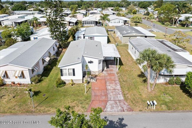 641 Hyacinth Cir, House other with 2 bedrooms, 2 bathrooms and null parking in Barefoot Bay FL | Image 27