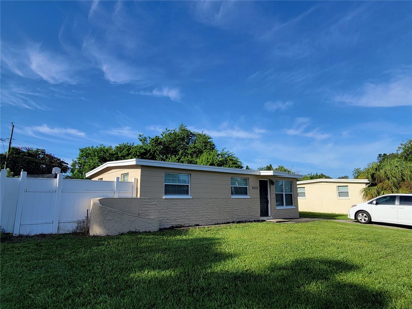 94th Ave, Seminole, FL 33777