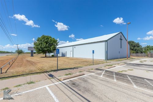 6502 Military Dr, Abilene, TX, 79605-2233 | Card Image