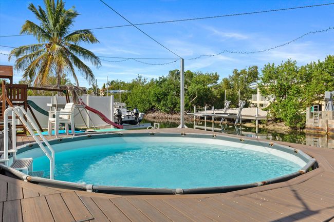 Pool | Image 34