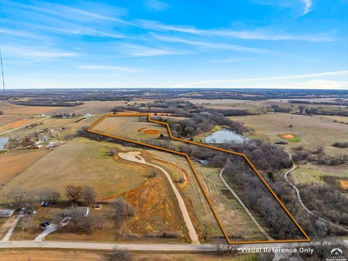 1036 E 1700 Rd, Lawrence, KS, 66046-8206 | Card Image