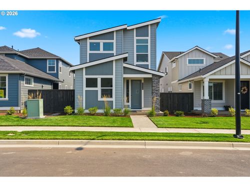 2456 N Vale St, Newberg, OR, 97132-9544 | Card Image
