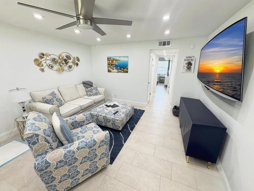 18 Piedmont A, Delray Beach, FL, 33484-5003 | Card Image