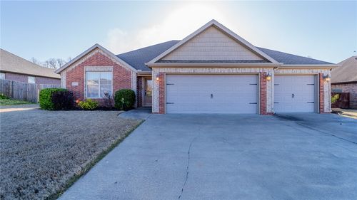 5711 S 66th St, Cave Springs, AR, 72718-8447 | Card Image