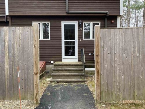 104 Bellamy Woods, Dover, NH, 03820-9381 | Card Image