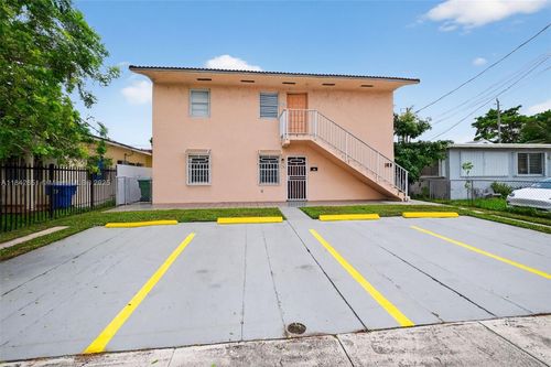 1-4782 Nw Flagler Ter, Miami, FL, 33126-5271 | Card Image