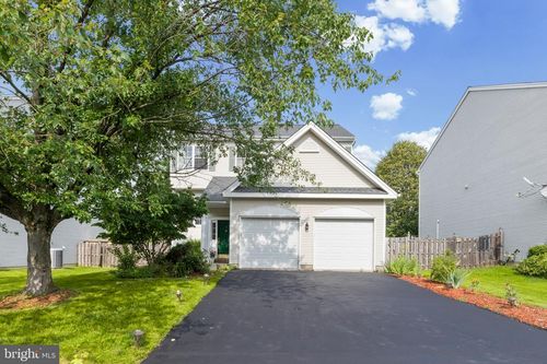 4 Bonner Ct, Pennington, NJ, 08534-5130 | Card Image