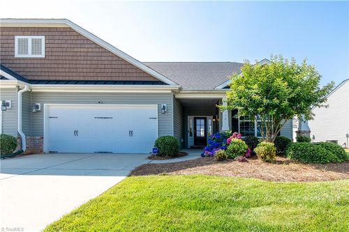 136 Maryland Dr, Thomasville, NC, 27360-5381 | Card Image