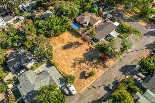654 Walnut Avenue, Sonoma, CA, 95476 | Card Image