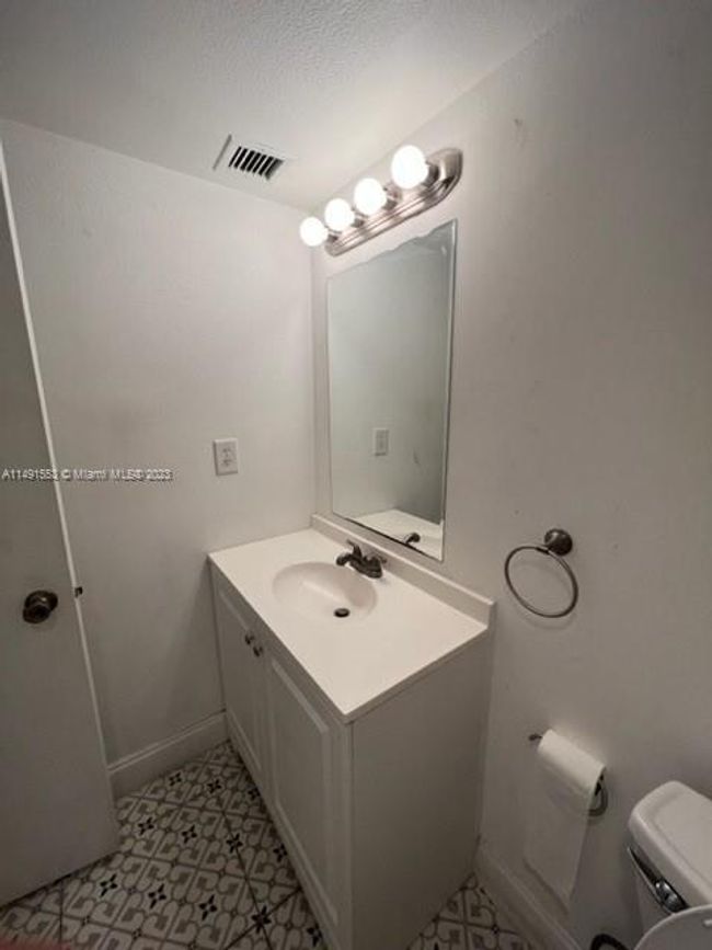 308 - 7001 Environ Blvd, Condo with 1 bedrooms, 1 bathrooms and null parking in Lauderhill FL | Image 6